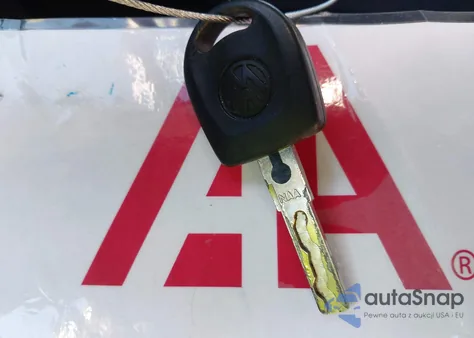 2010 Volkswagen Jetta Limited Edition из США, поврежденный, VIN 3VWRX7AJ7AM162349